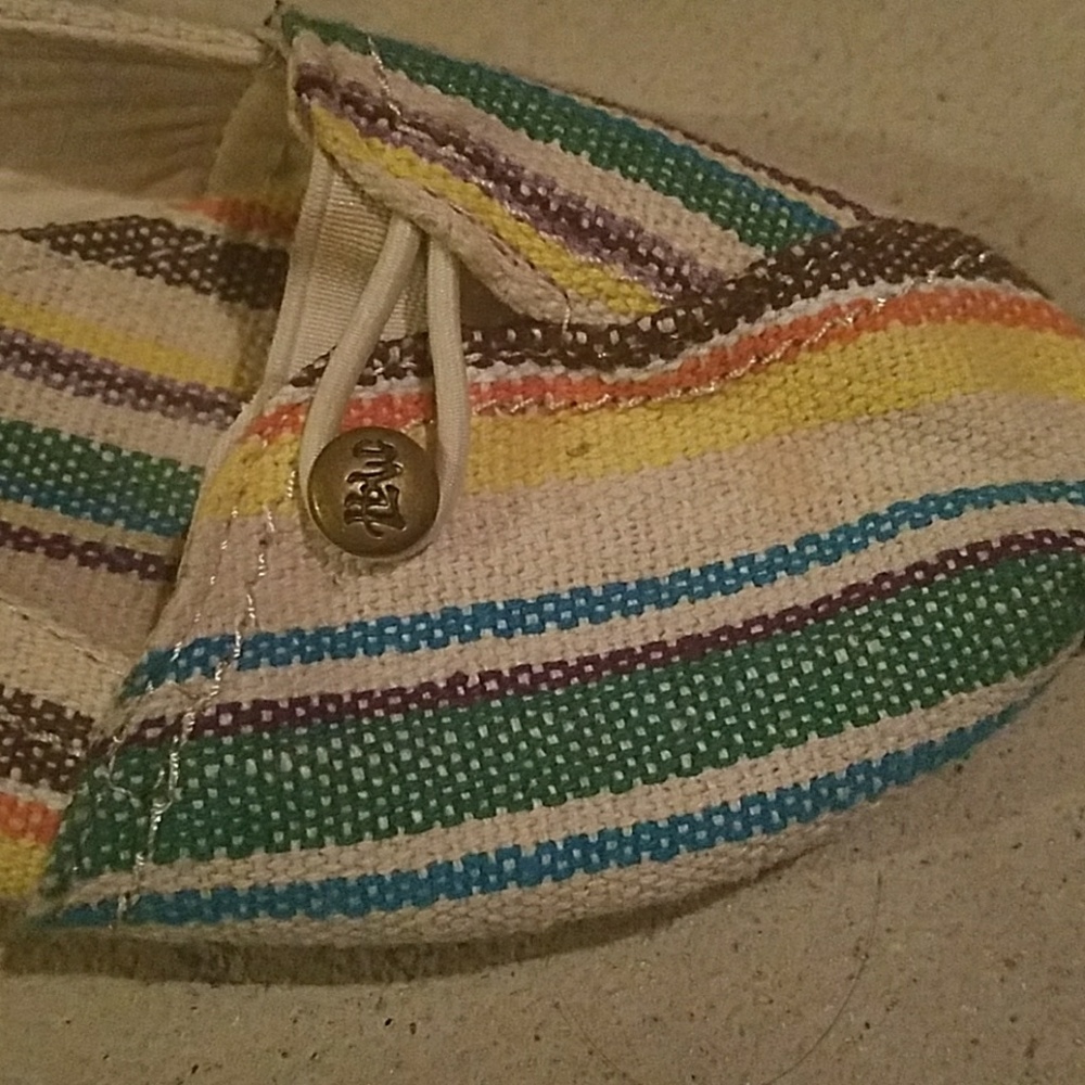 Flats - Picture 2 of 2